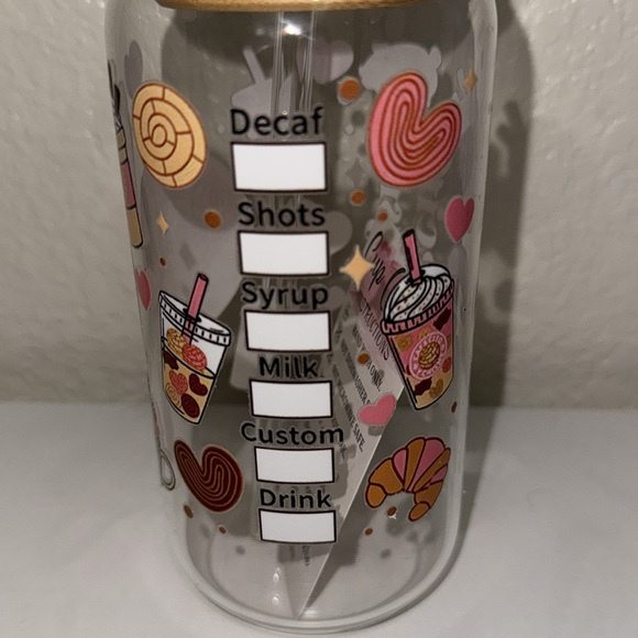 Cafecito Y Chisme Glass Jar with Bamboo Lid - Picture 4 of 4